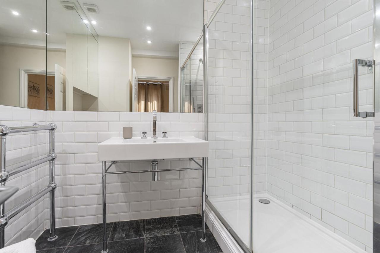 Appartamento Fabulous House Near Harrods And The Science Museum Londra
